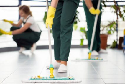 De ce ar trebui să externalizezi serviciile de curățenie pentru firma ta?